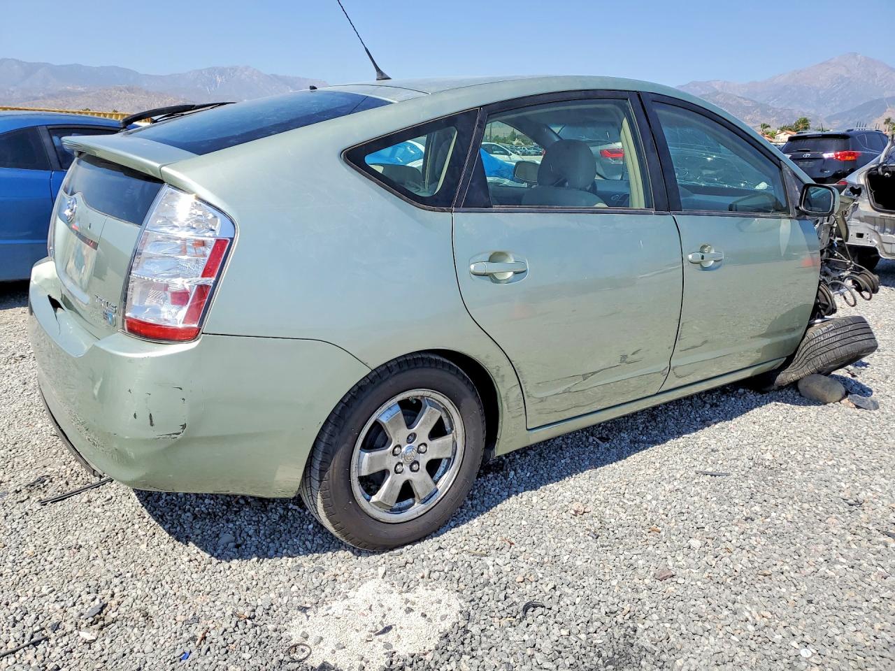 Toyota Prius Base