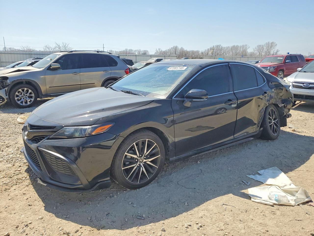 Salvage Toyota Camry Image