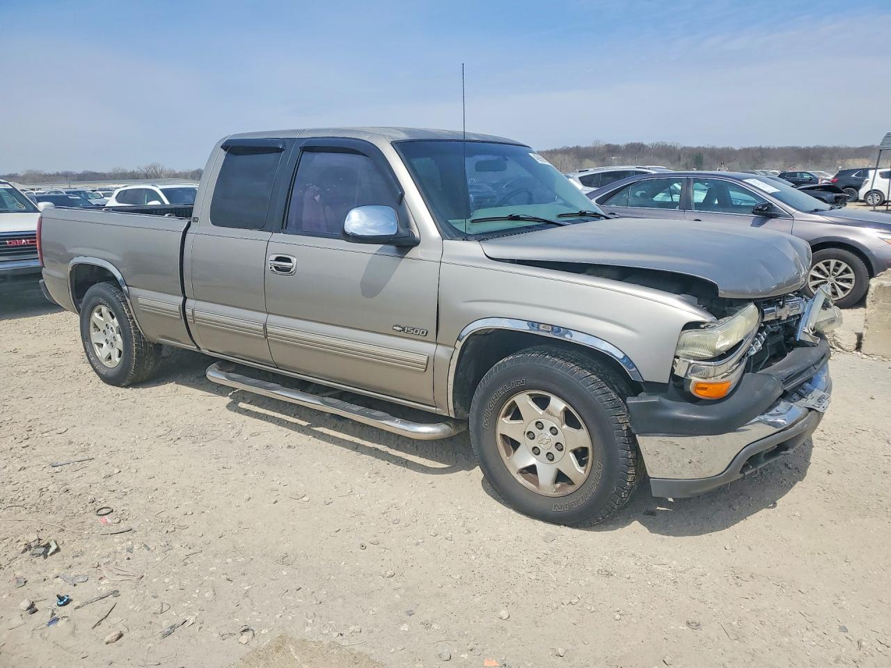 Chevrolet Silverado C1500