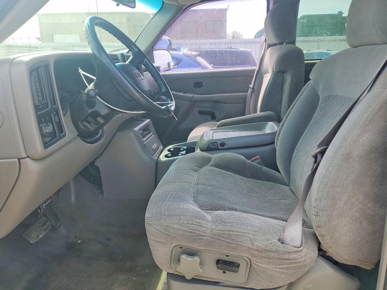Chevrolet Silverado C1500
