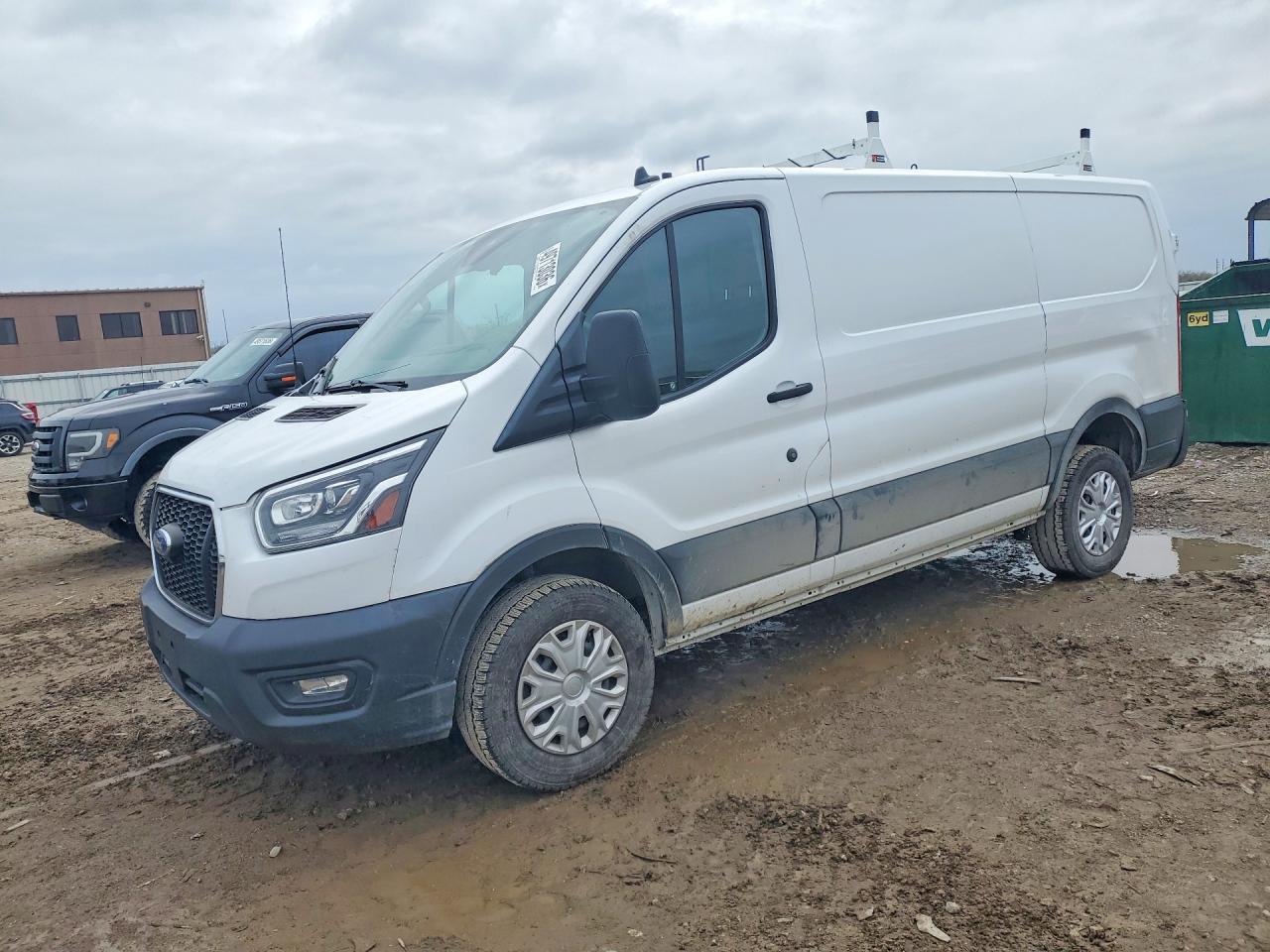 Salvage Ford Transit Image