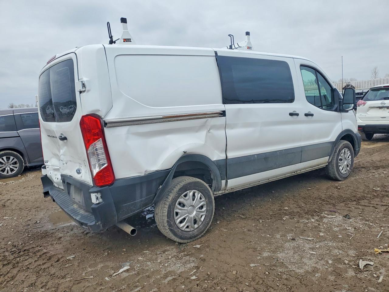 Ford Transit T-250