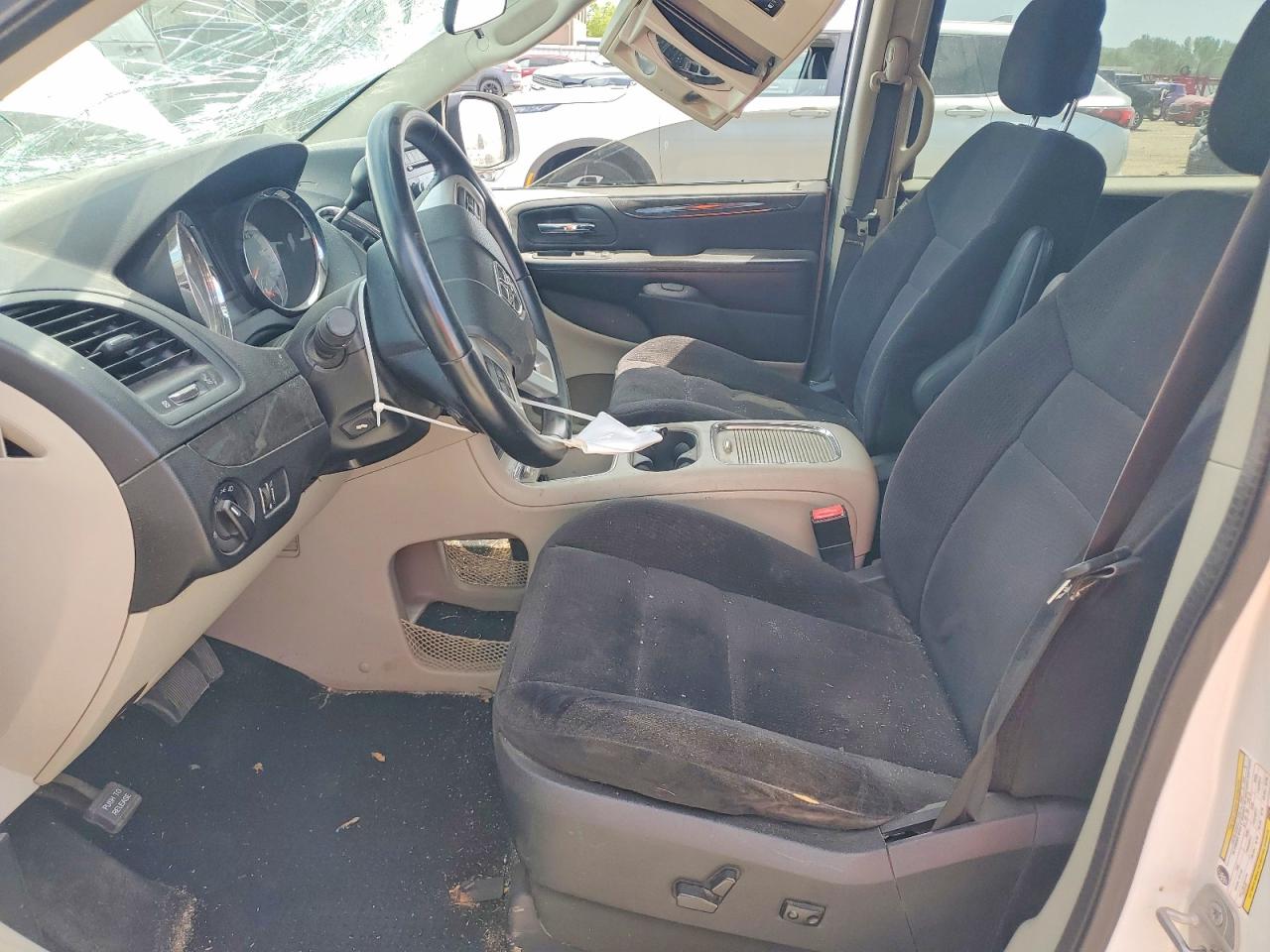 Dodge Caravan Sxt