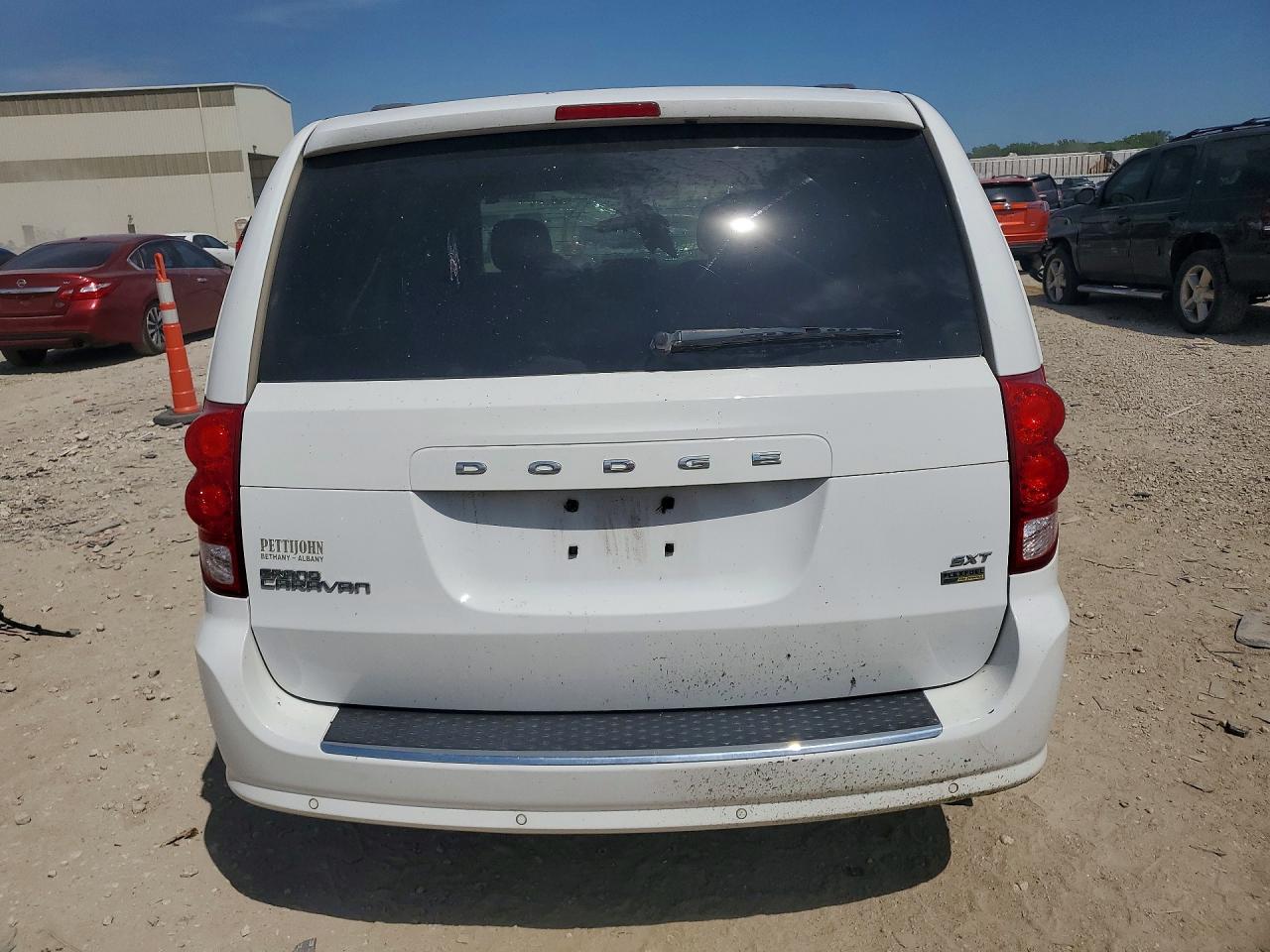 Dodge Caravan Sxt