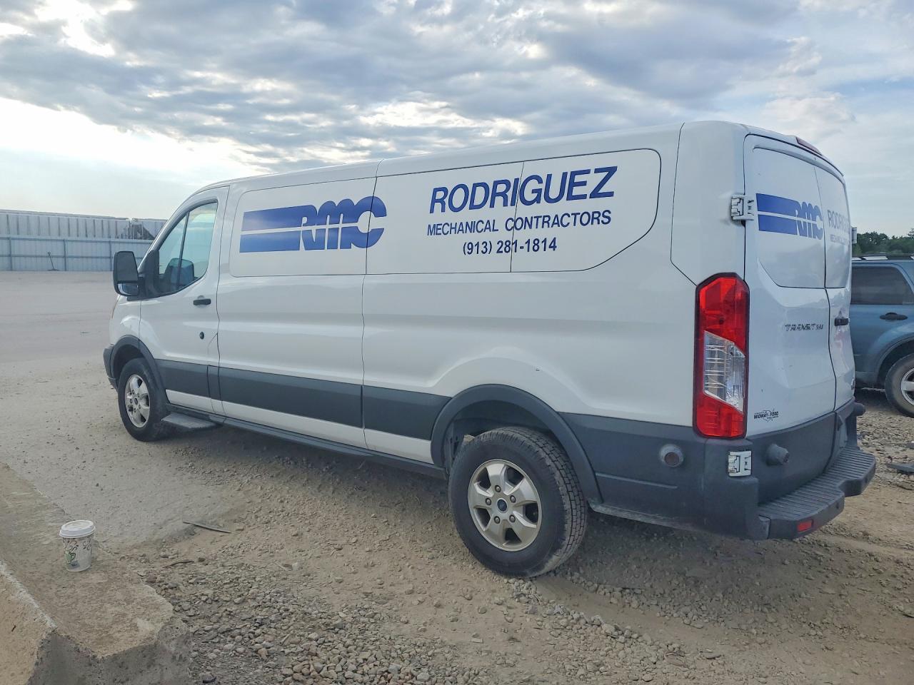 Ford Transit T-350