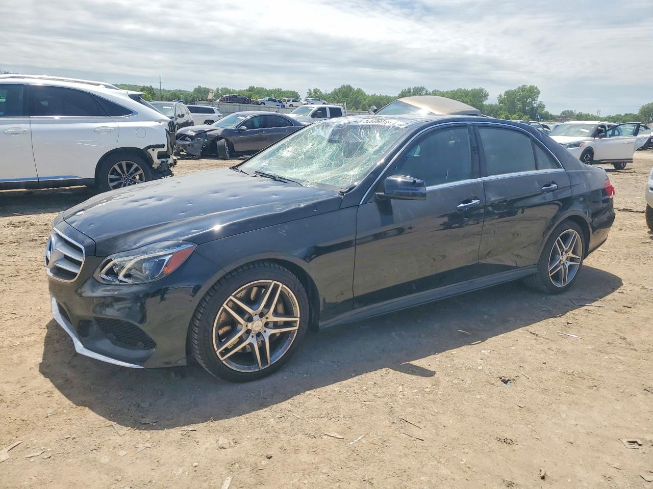 Salvage Mercedes-Benz E-Class Image
