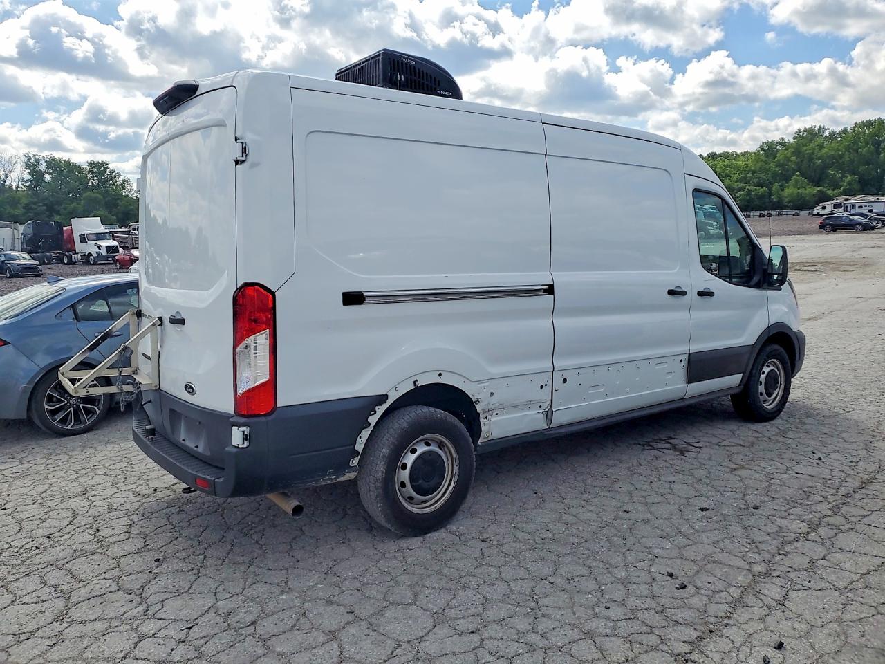 Ford Transit T-250
