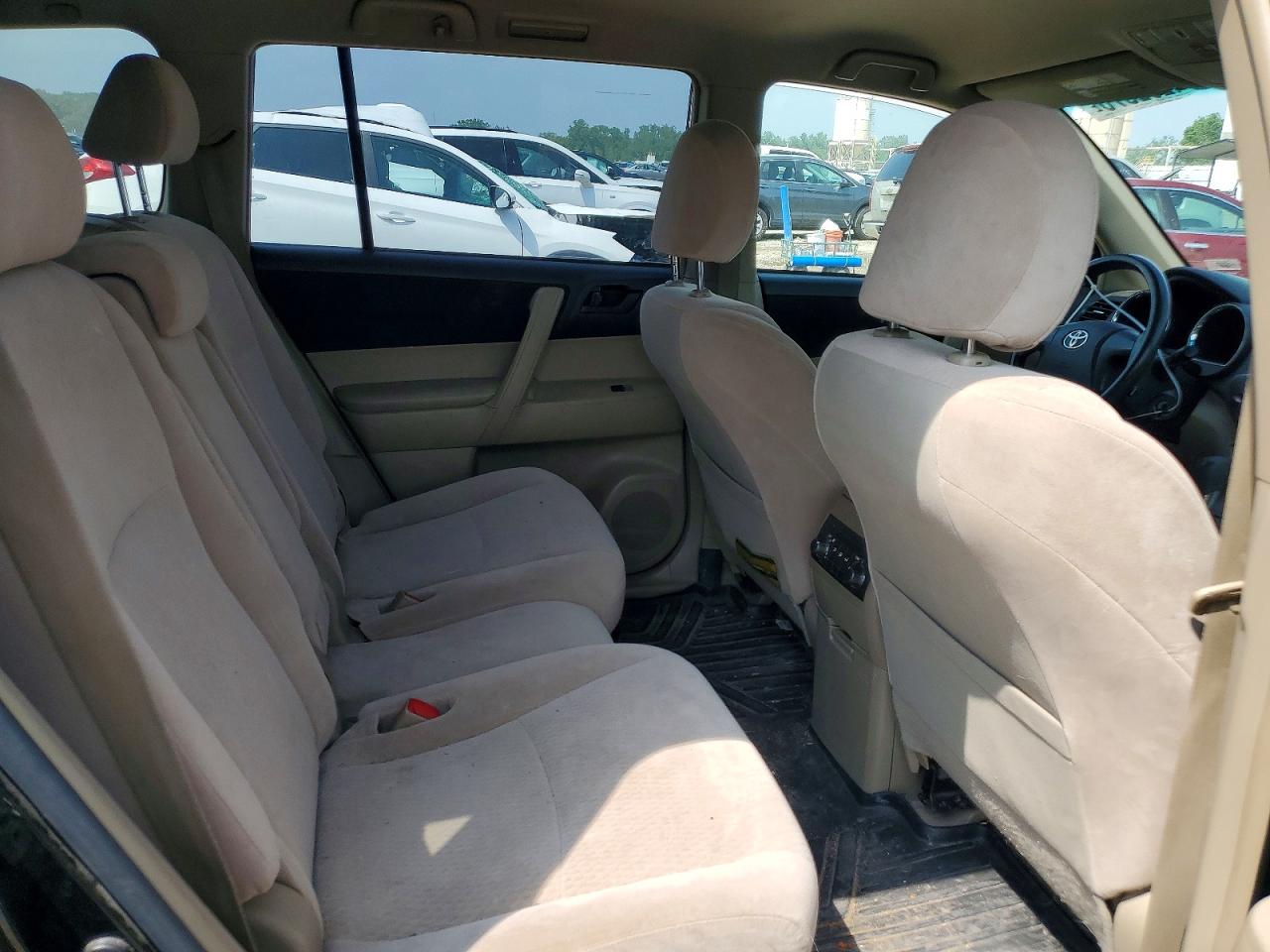 Toyota Highlander Base