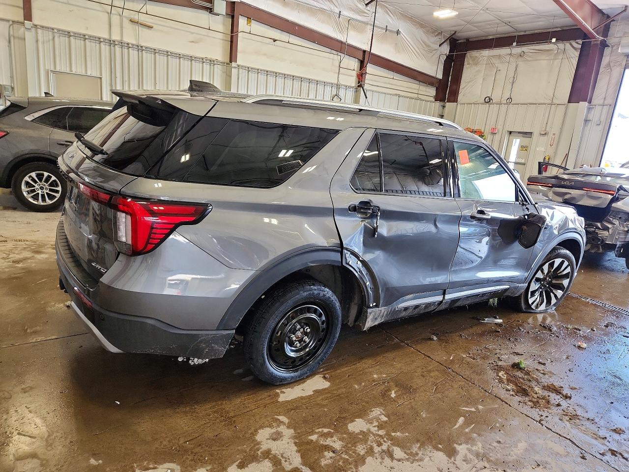 Ford Explorer Platinum