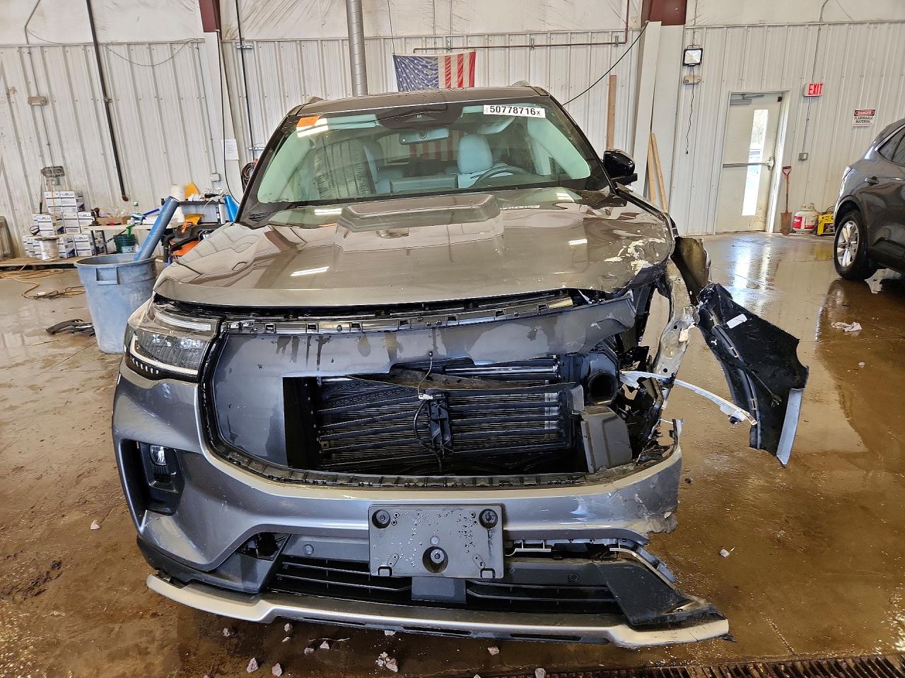 Ford Explorer Platinum