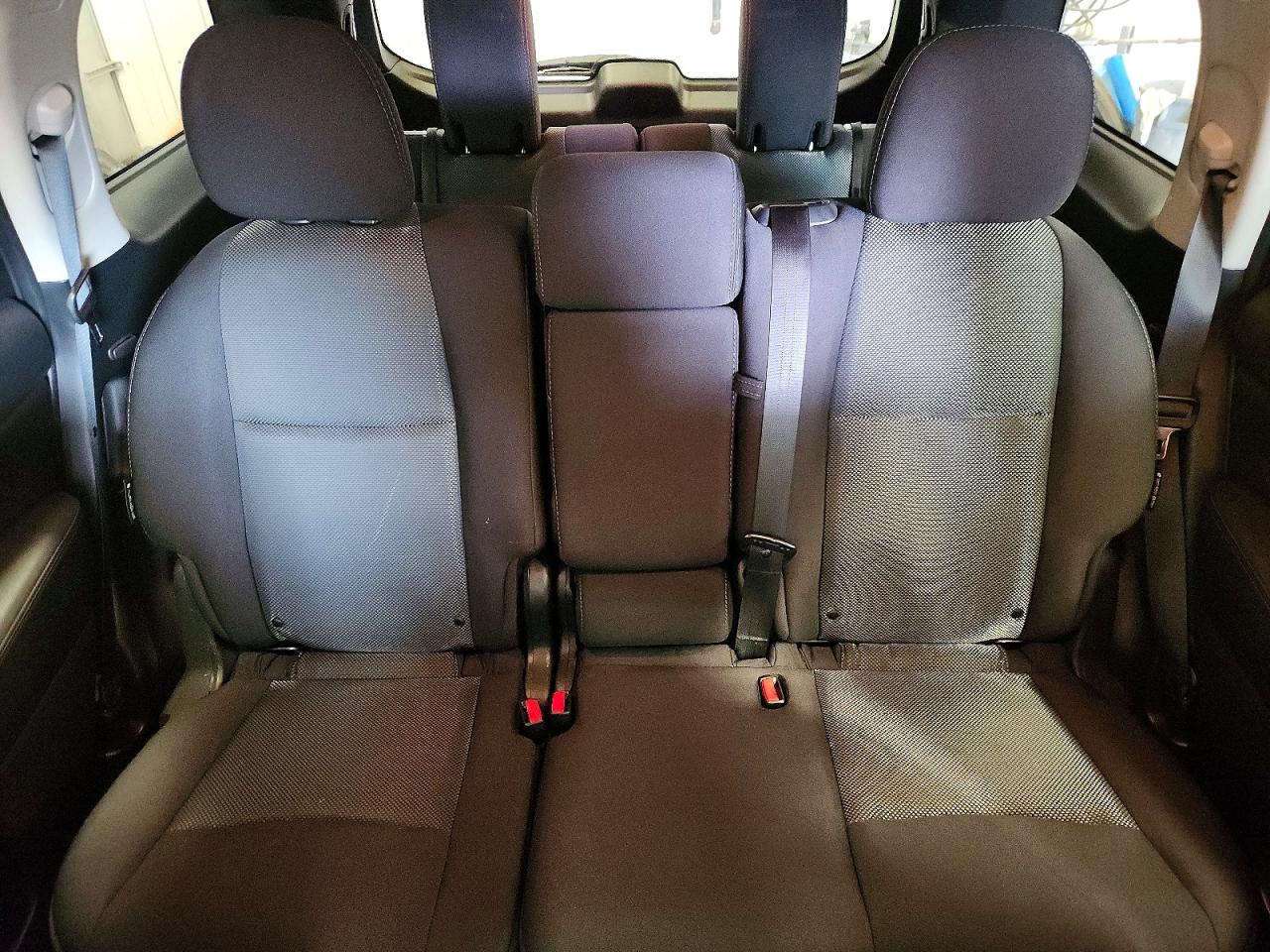 Nissan Pathfinder Sv