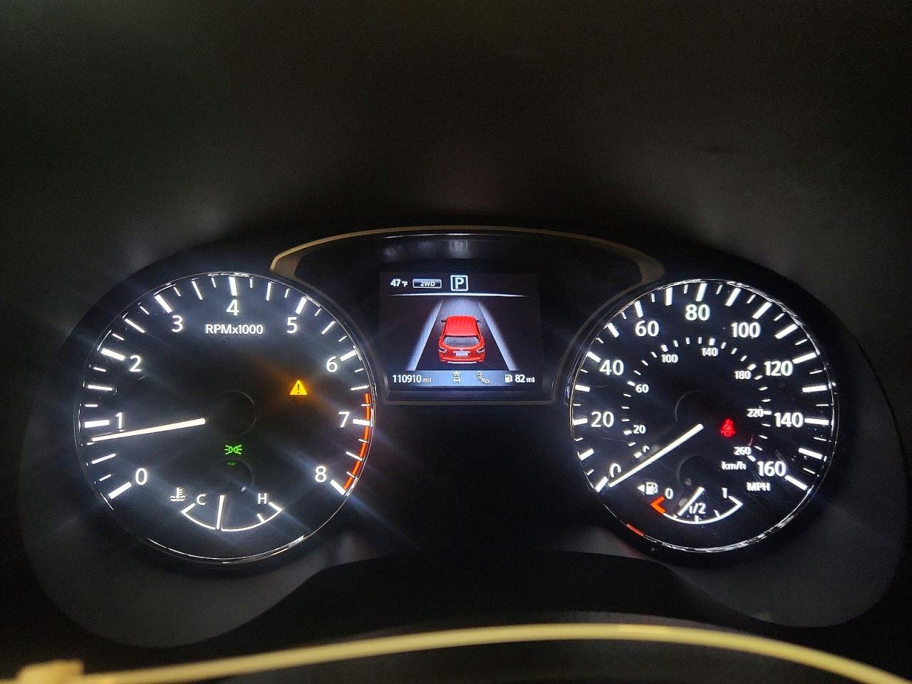 Nissan Pathfinder Sv