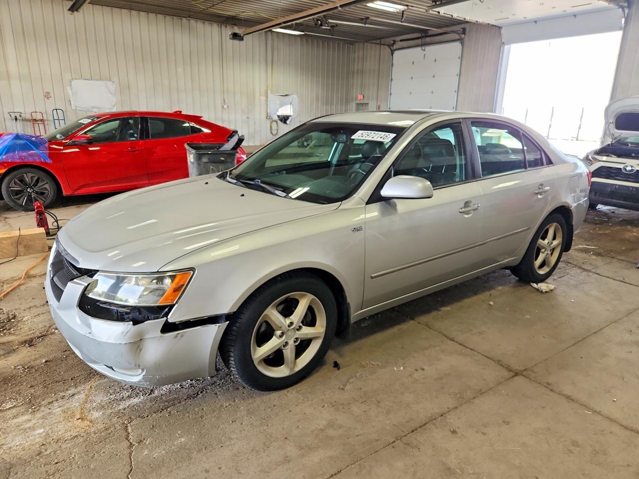 Salvage Hyundai SONATA Image