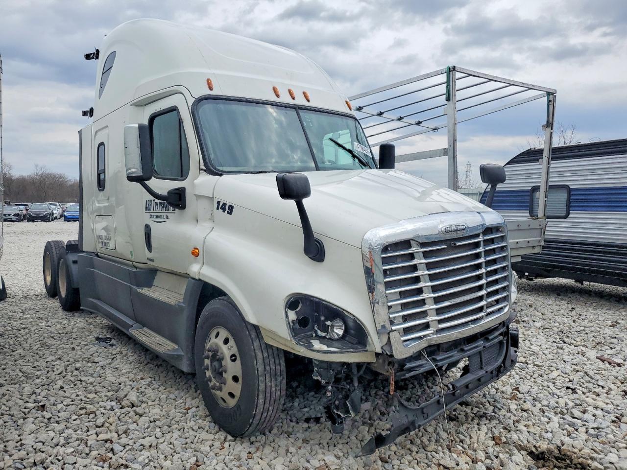 Salvage Freightliner Cascadia 125 Image