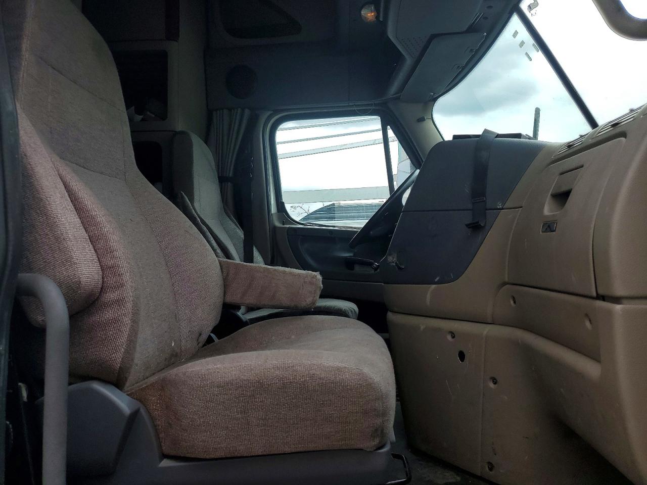 Freightliner Cascadia 125