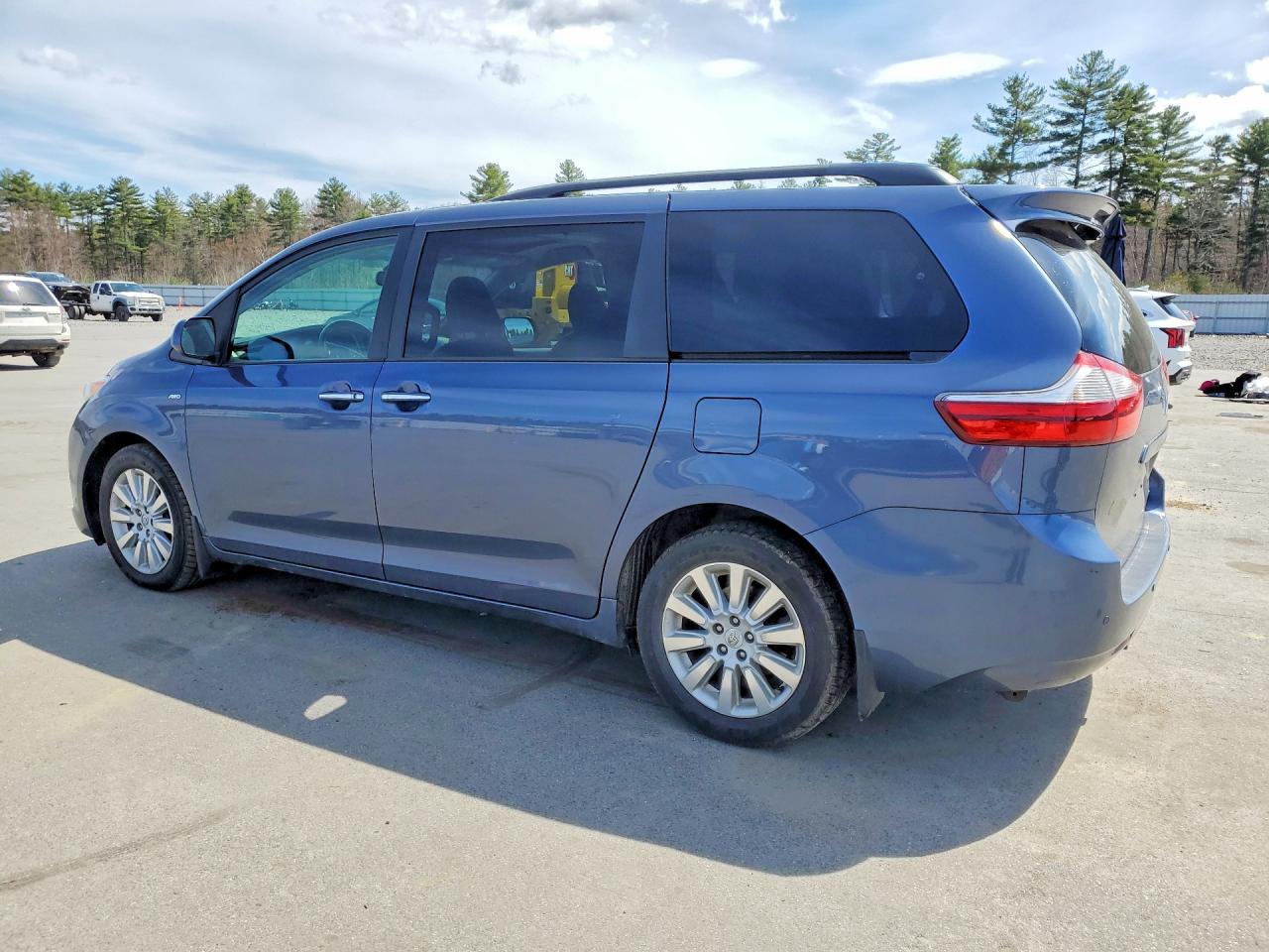 Toyota Sienna Xle Premium 7-passenger