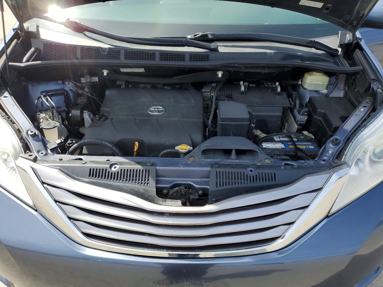 Toyota Sienna Xle Premium 7-passenger