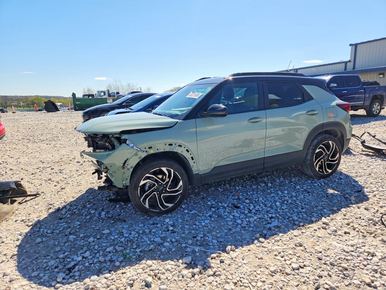 Salvage Chevrolet Trailblazer Image