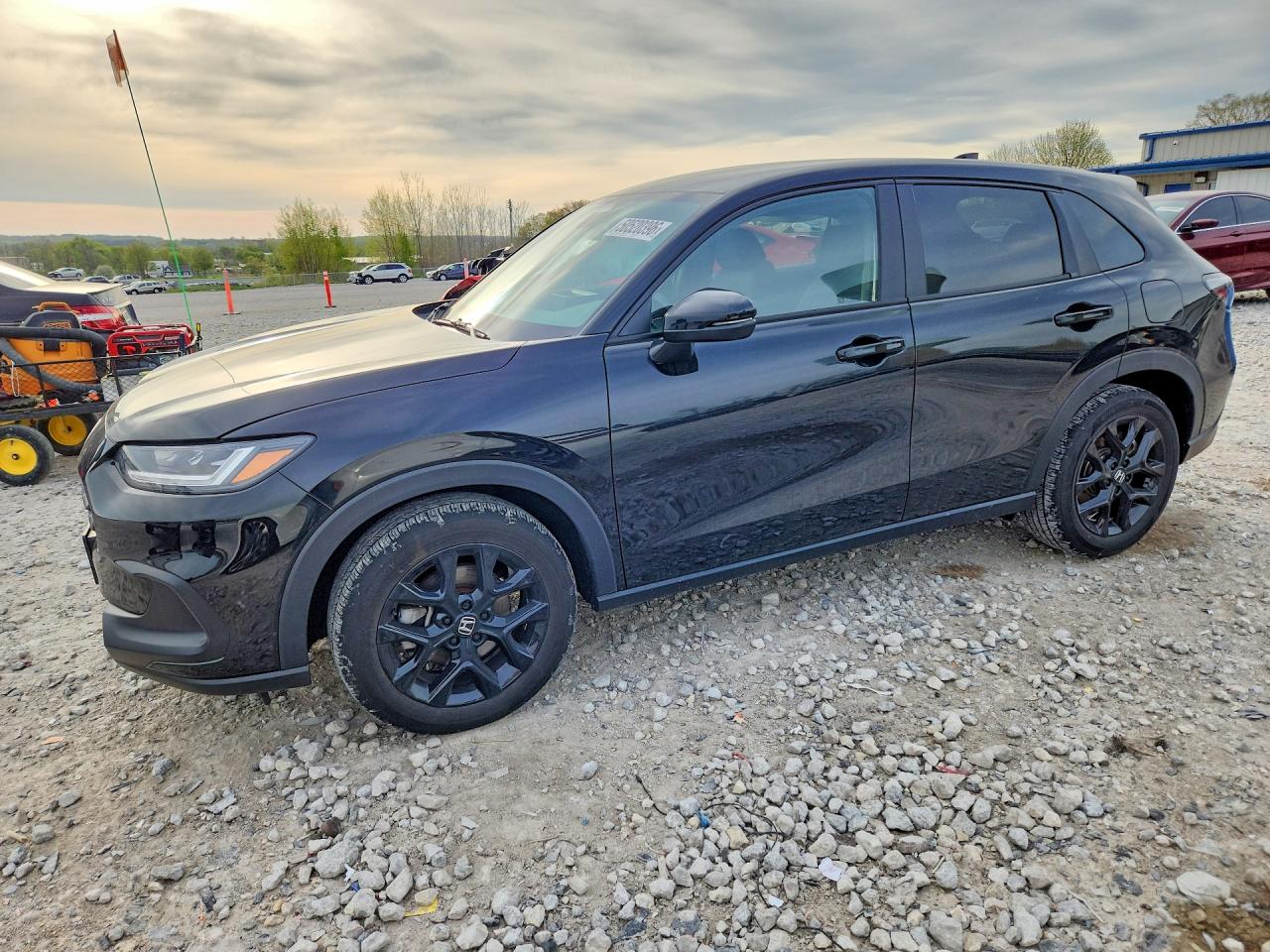 Salvage Honda HR-V Image