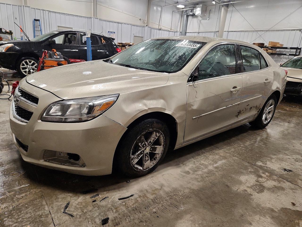 Salvage Chevrolet Malibu Image
