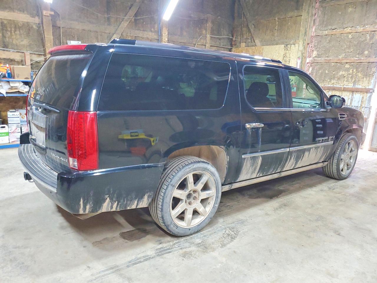 Cadillac Escalade Esv Luxury