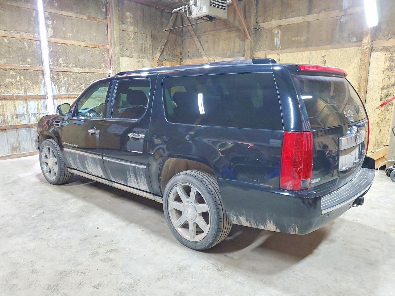 Cadillac Escalade Esv Luxury