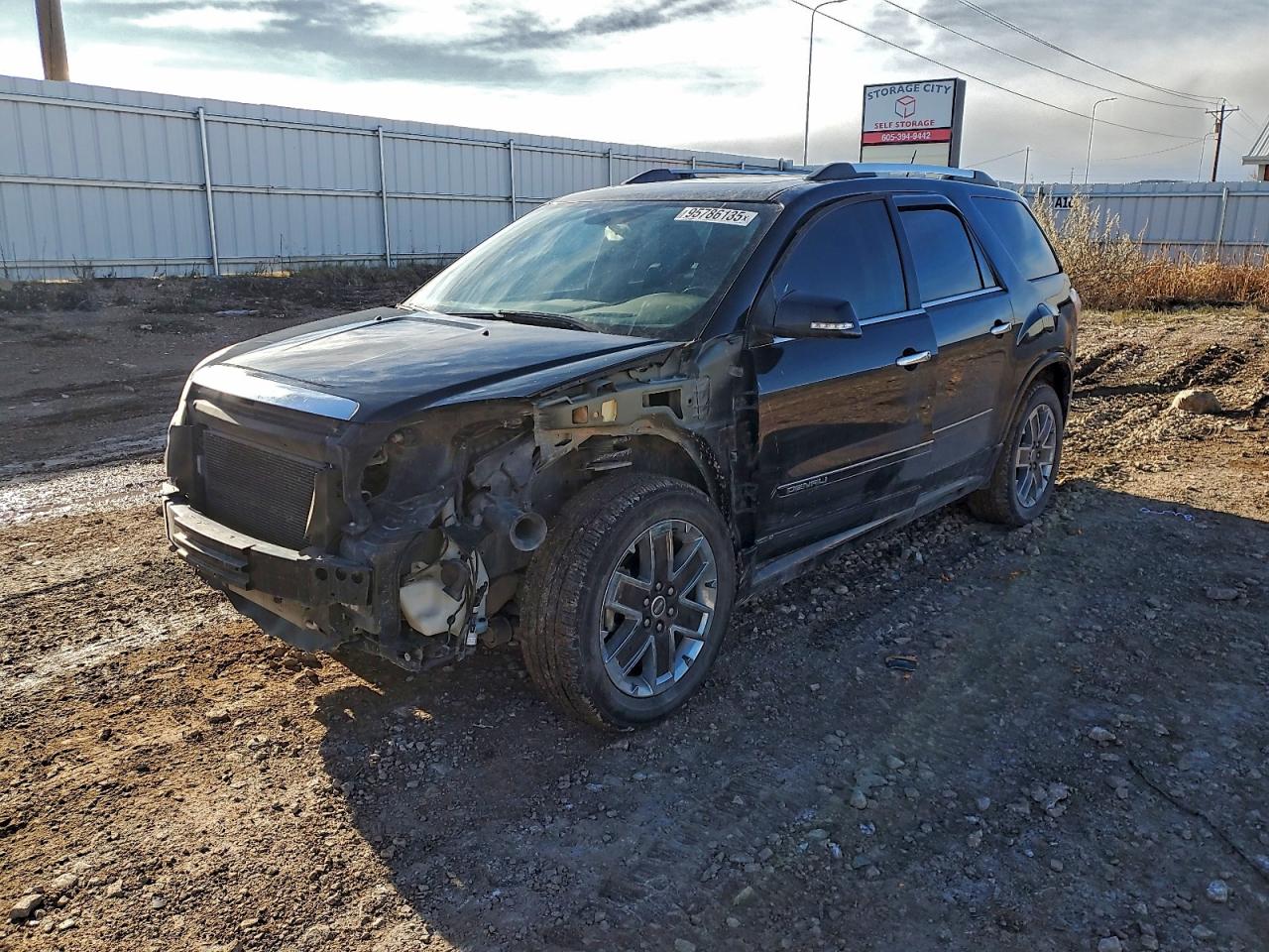 Salvage GMC Acadia Image
