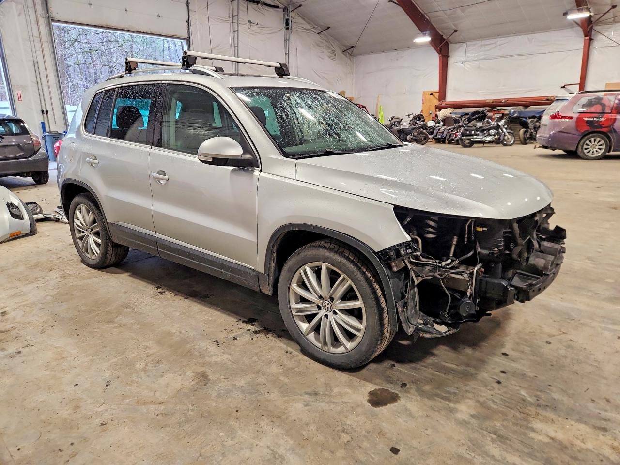 Volkswagen Tiguan S