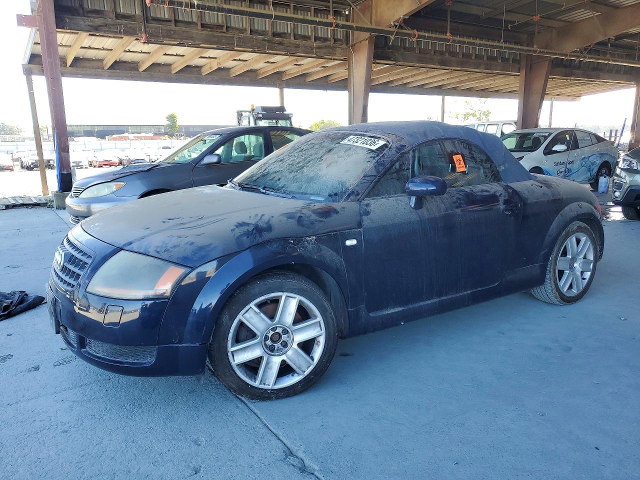 Salvage Audi TT Image