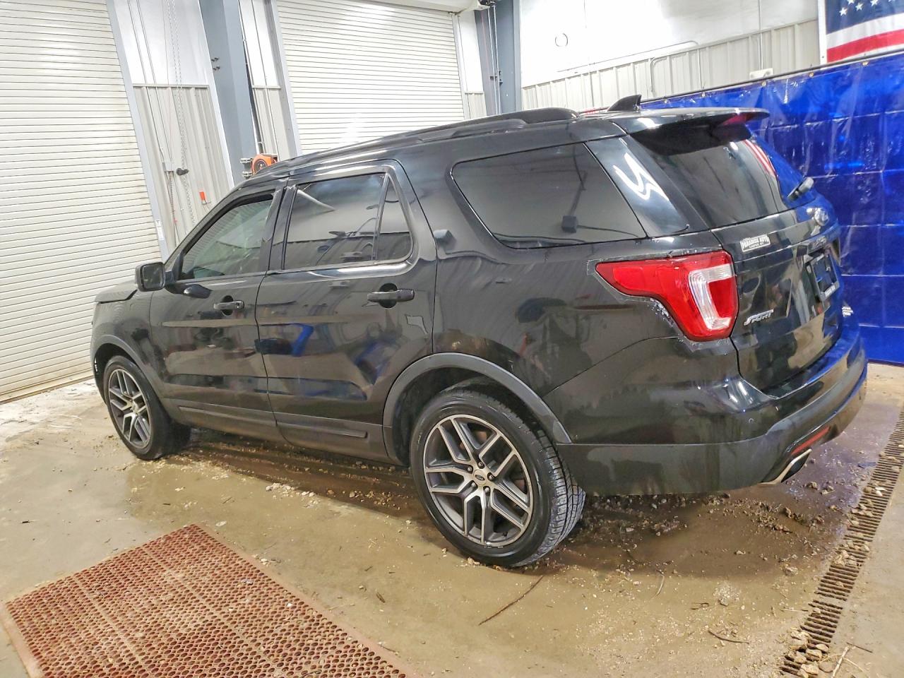 Ford Explorer Sport