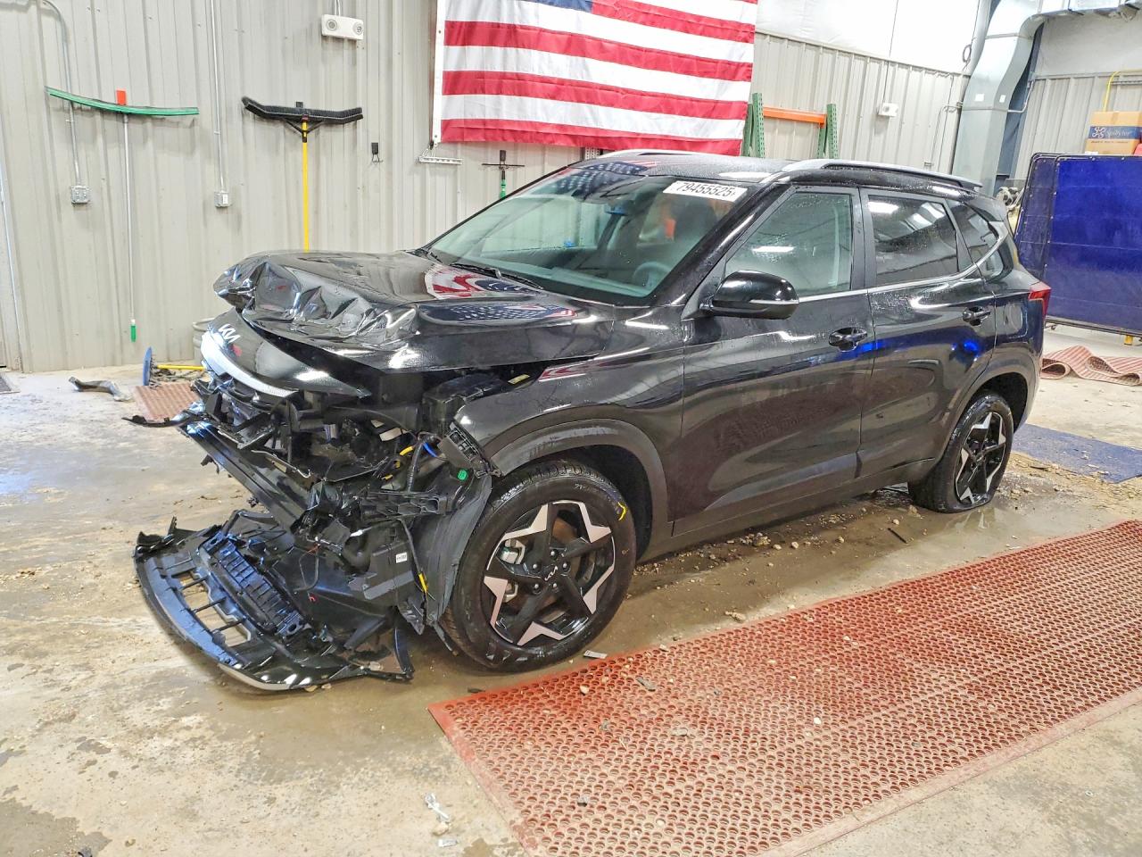 Salvage Kia Seltos Image