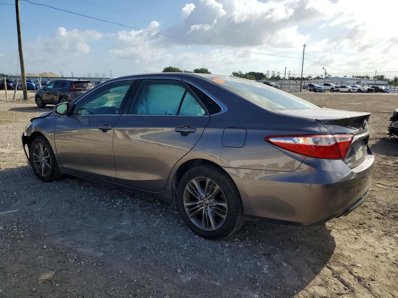 Toyota Camry Se