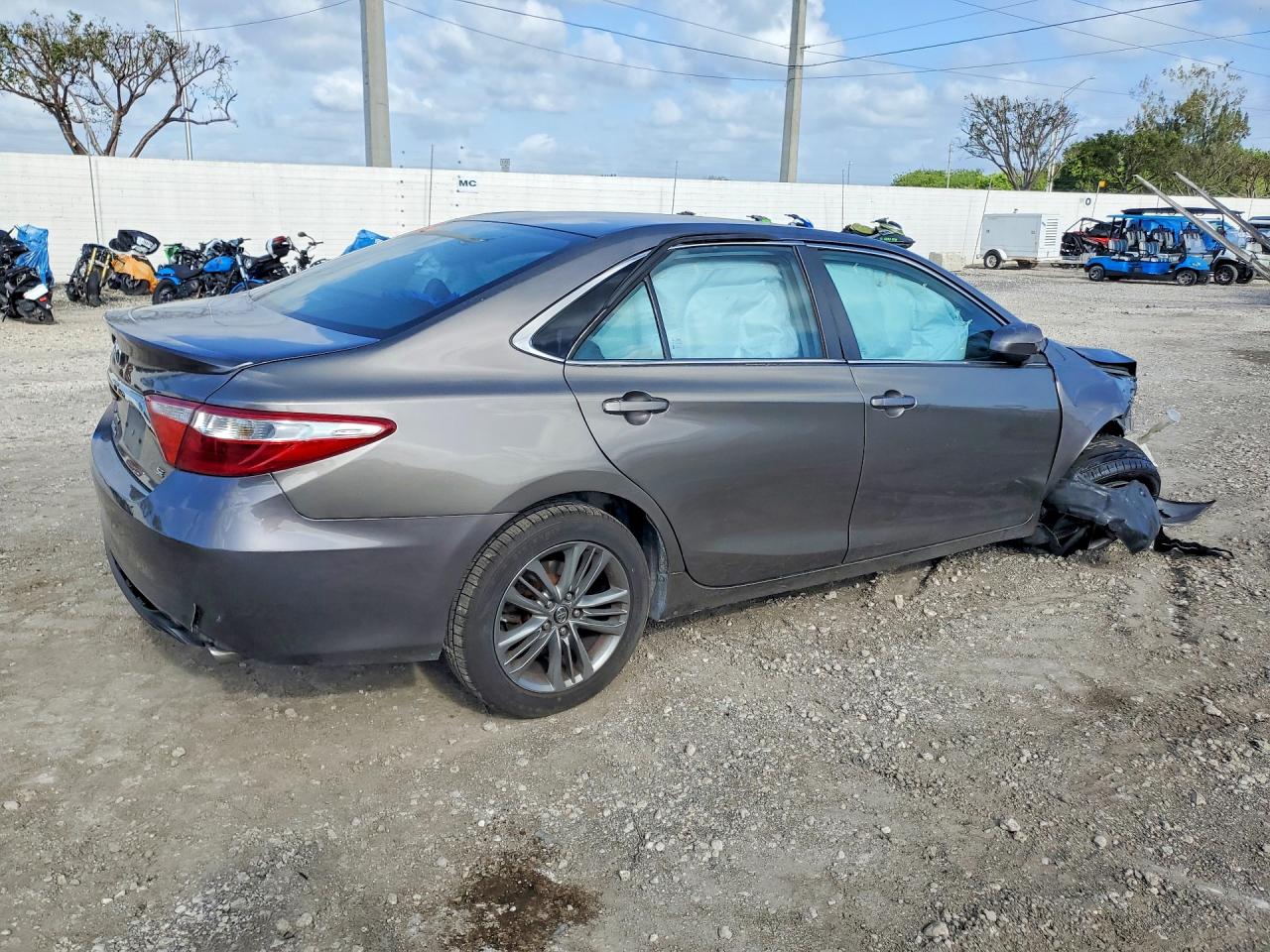 Toyota Camry Se