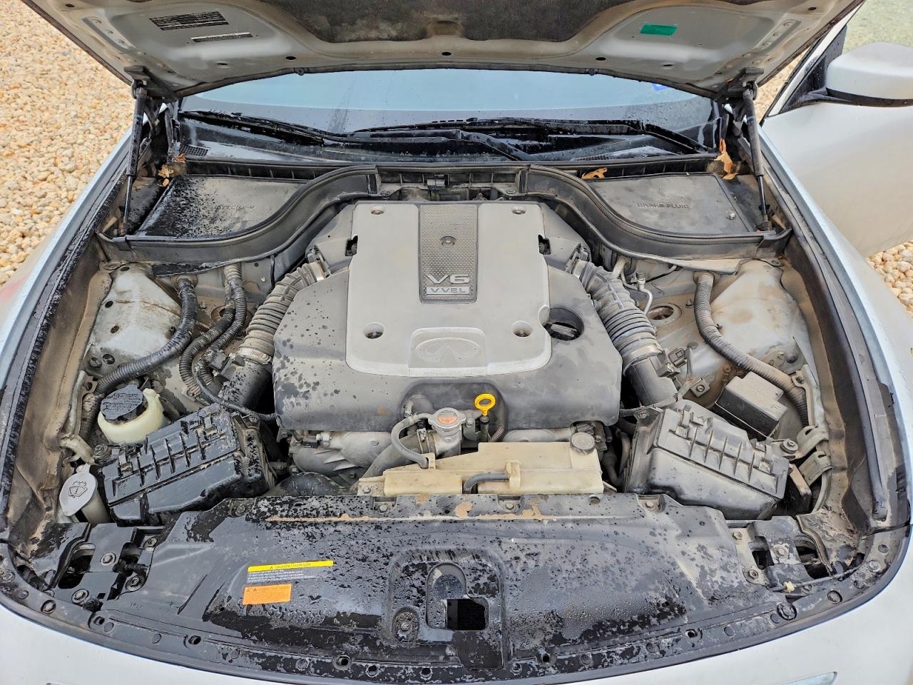 INFINITI G37 Journey