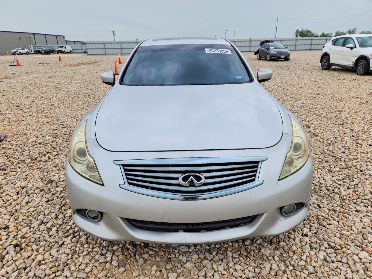 INFINITI G37 Journey