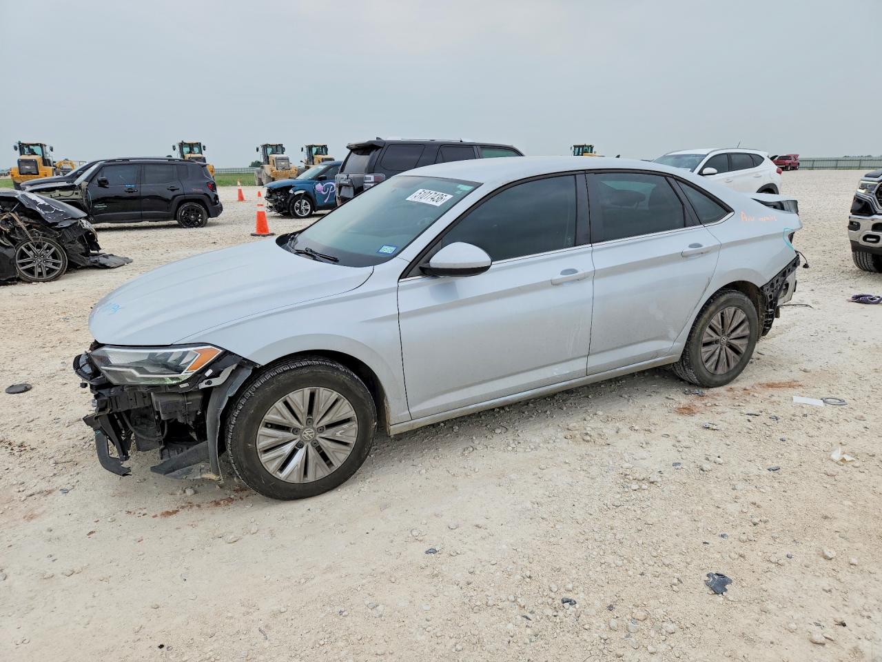 Salvage Volkswagen Jetta Image