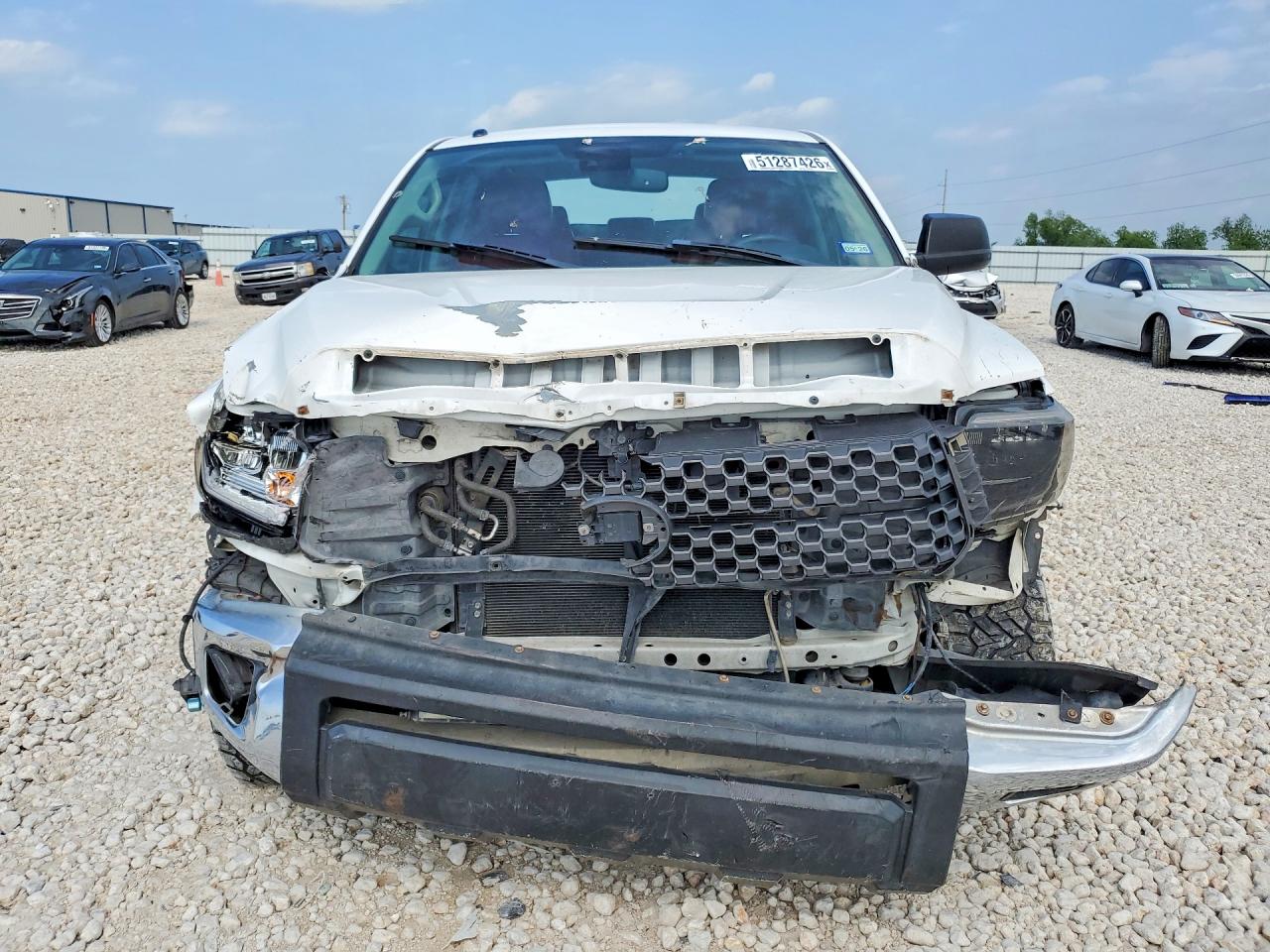 Toyota Tundra Crewmax Sr5