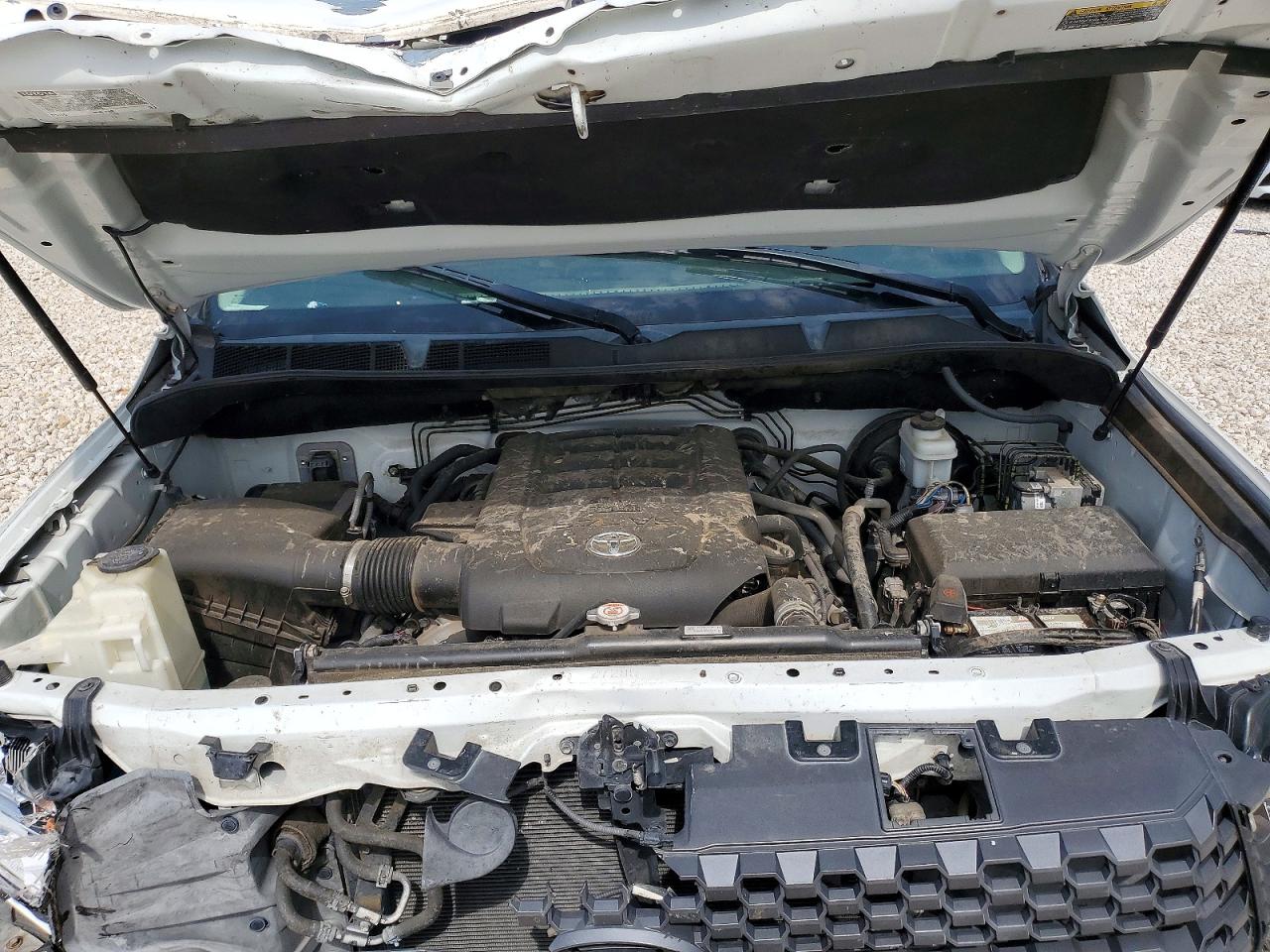 Toyota Tundra Crewmax Sr5