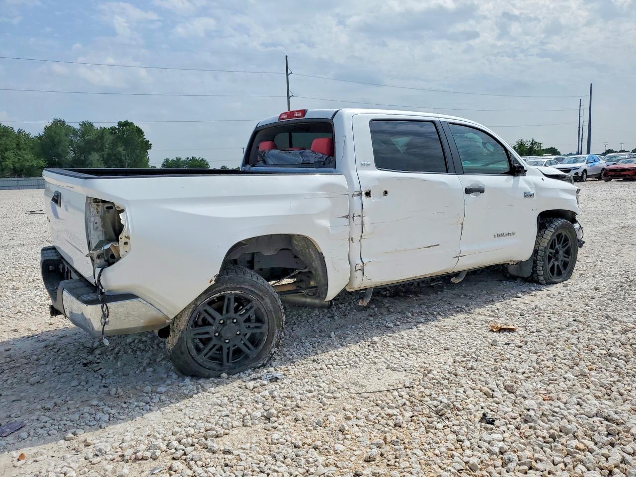 Toyota Tundra Crewmax Sr5