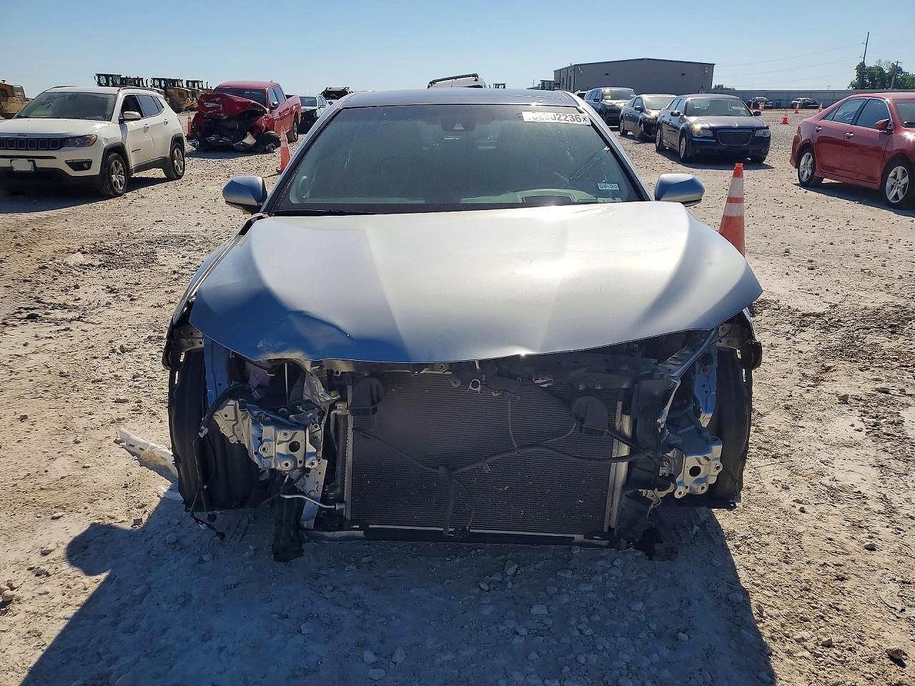 Toyota Camry Xle V6