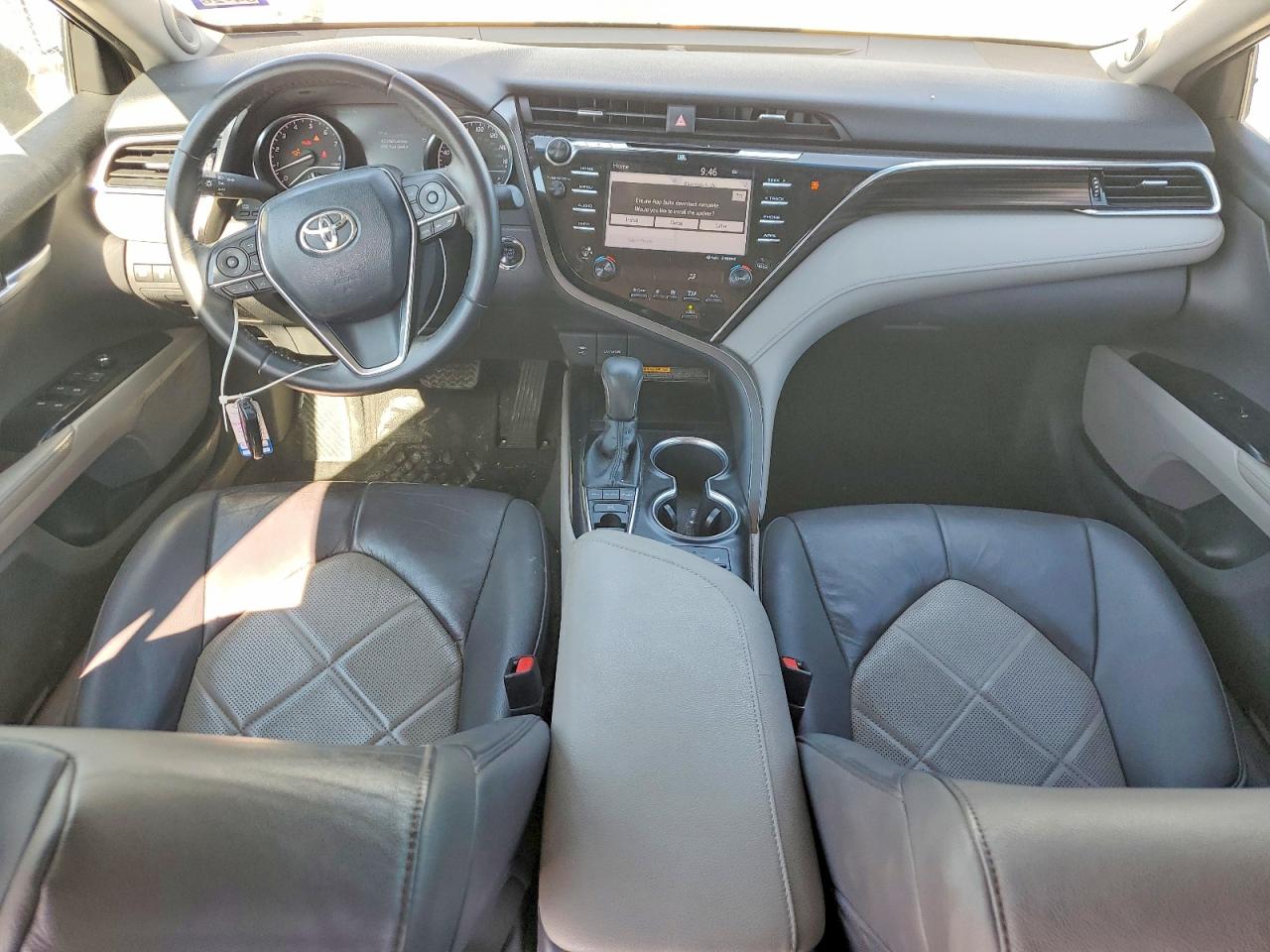 Toyota Camry Xle V6