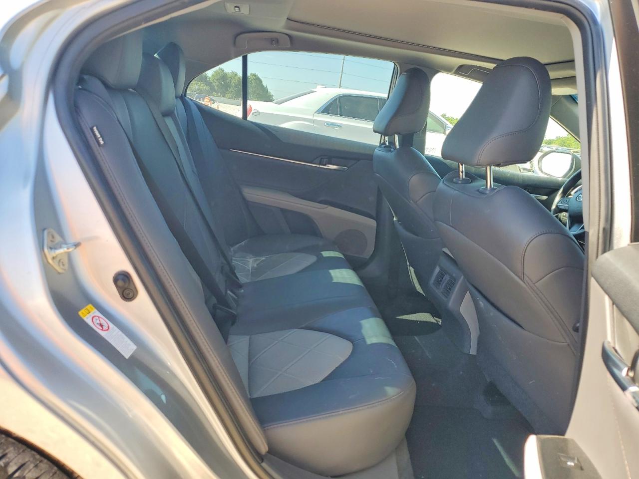 Toyota Camry Xle V6