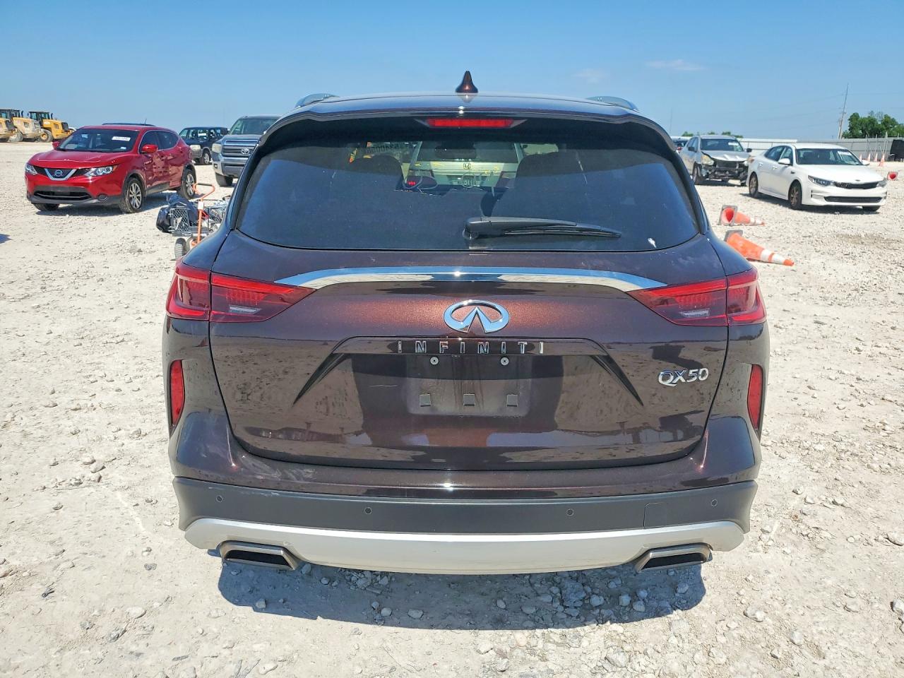 INFINITI Qx Essential