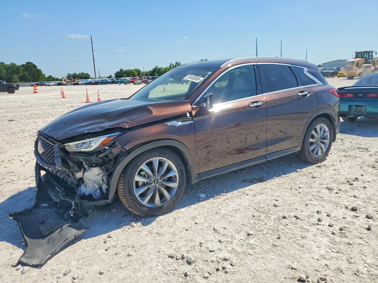 Salvage INFINITI Qx Image