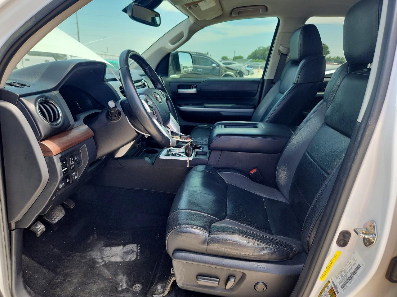 Toyota Tundra Crewmax Limited