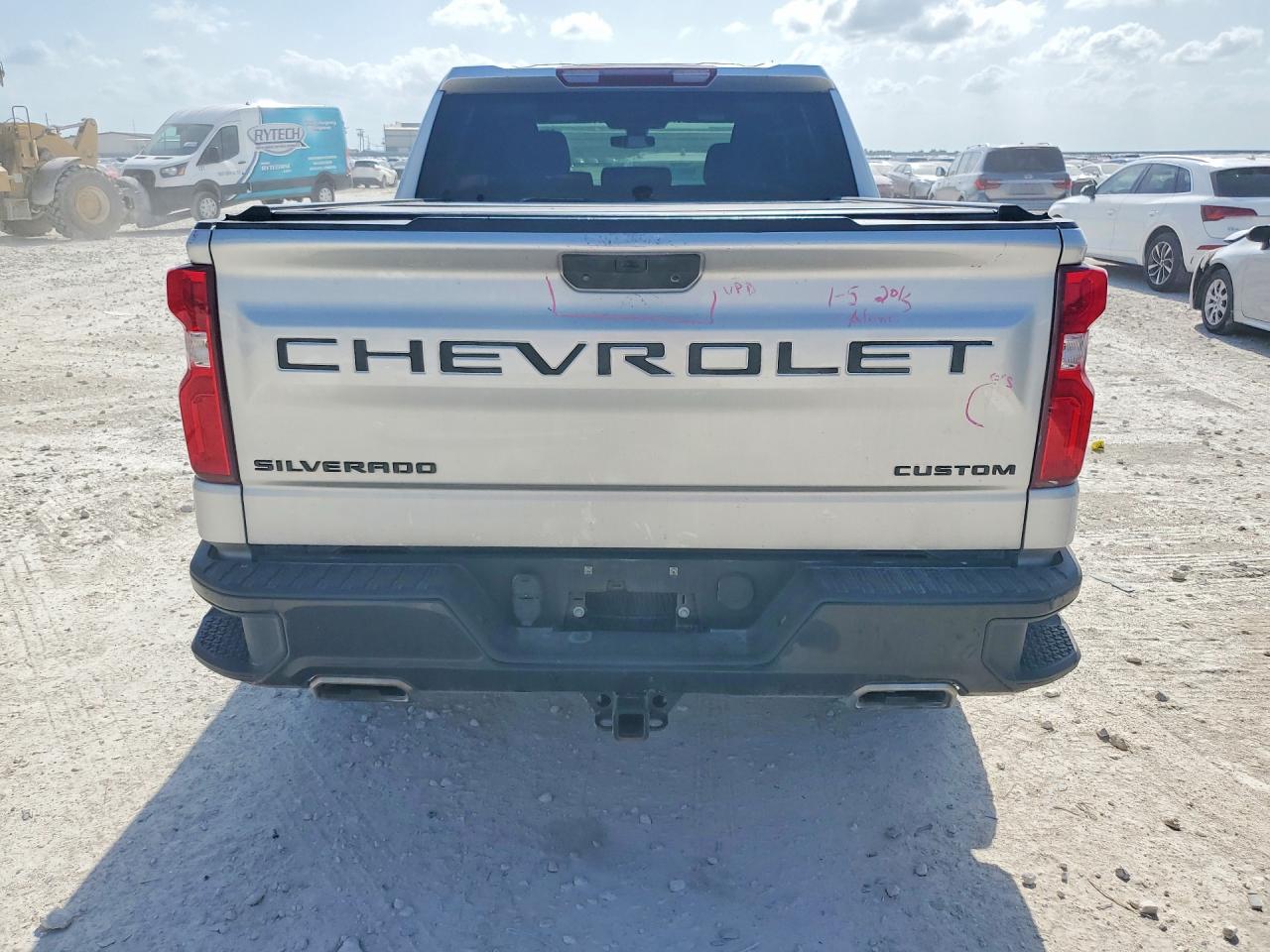Chevrolet Silverado K1500 Trail Boss Custom