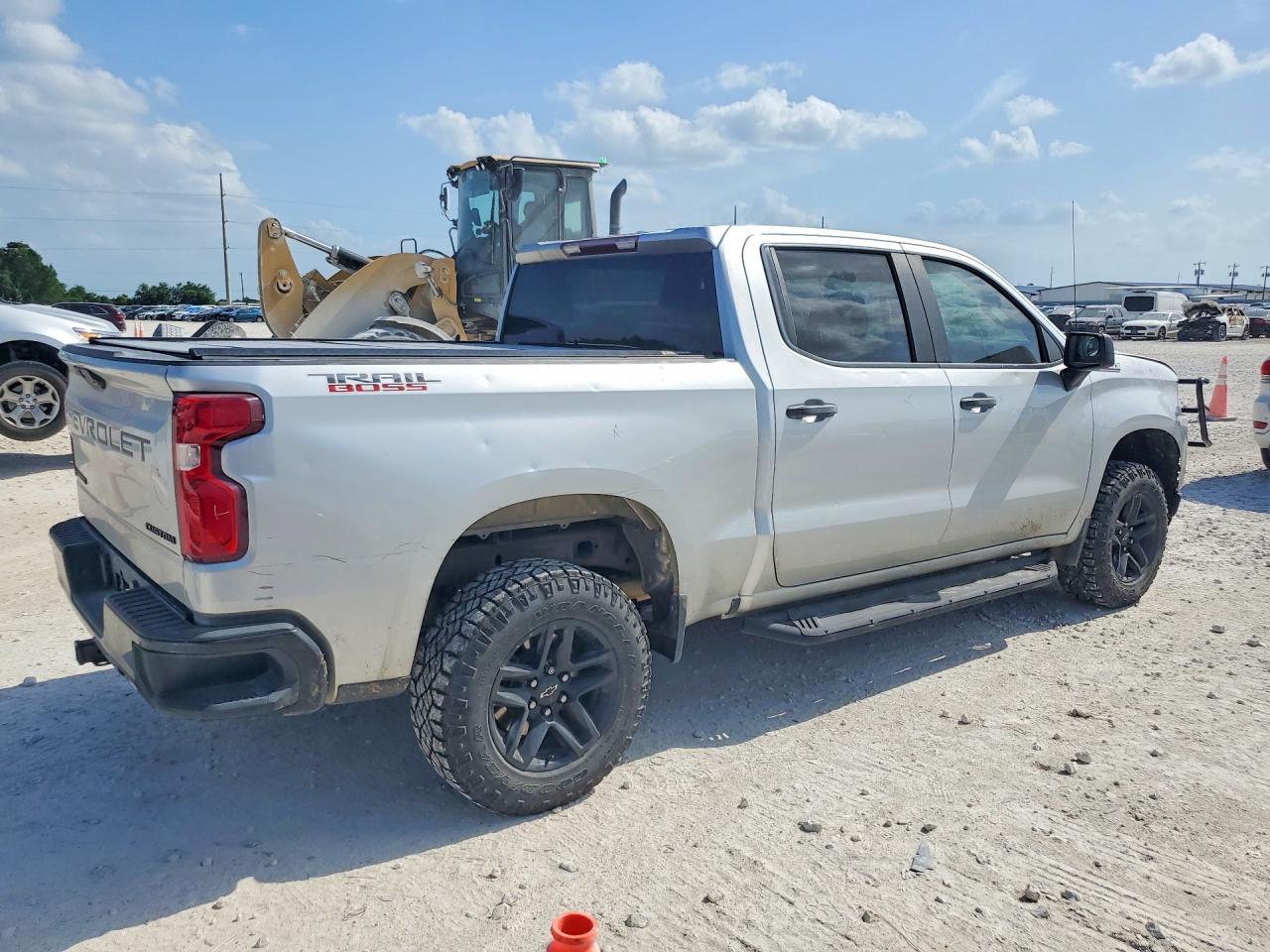 Chevrolet Silverado K1500 Trail Boss Custom