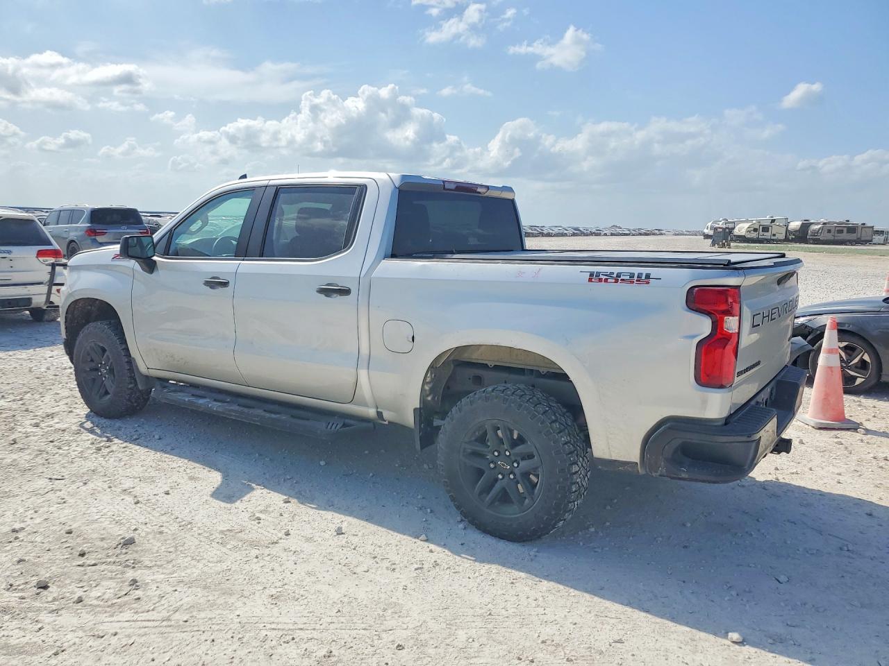 Chevrolet Silverado K1500 Trail Boss Custom