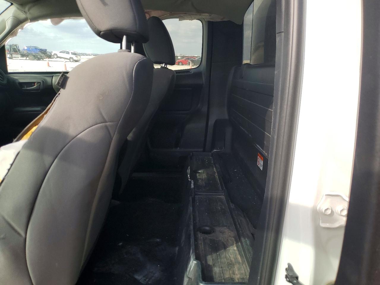 Toyota Tacoma Access Cab