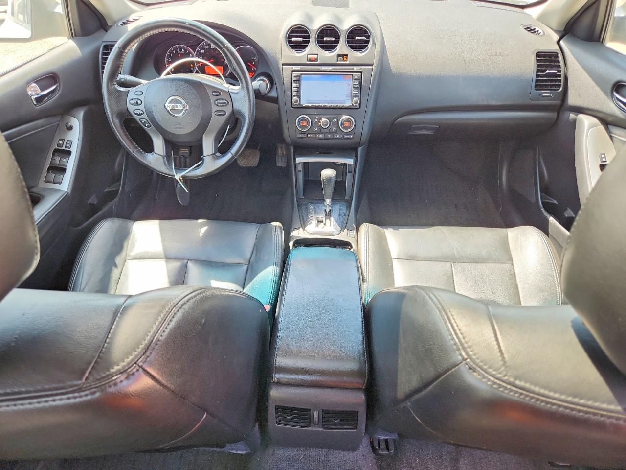 Nissan Altima Sr